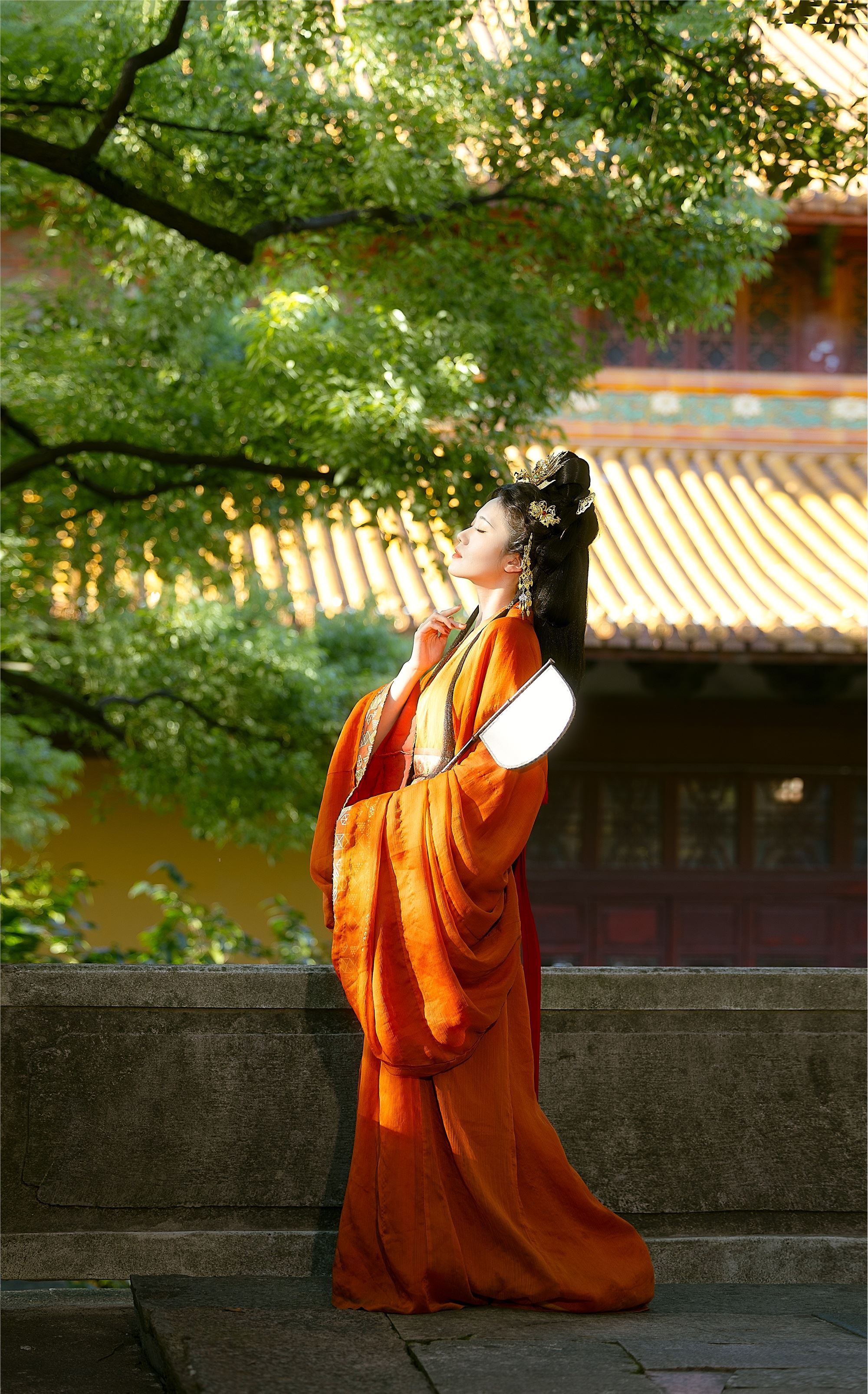 YITUYU艺图语 2025.02.03 壁上观 语卿